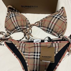 💕BURBERRY Archive Check Bikini Set 🎉🎉